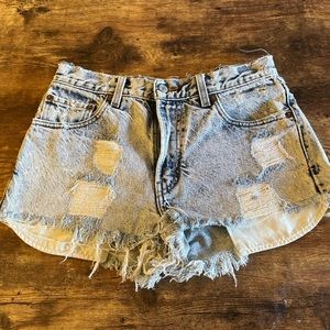 Levi’s acid wash shorts